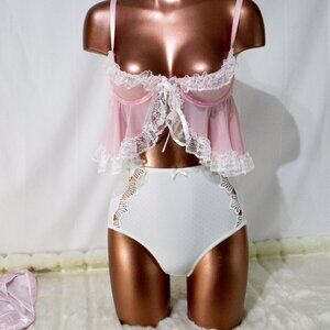 Vintage Escante Lacy Fly-away Bustier L